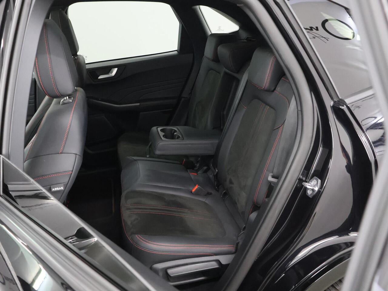 Ford KUGA 2.5 PHEV ST-Line X | Elekt. inklapbare Trekhaak | Panoramadak | Winterpakket | Head Up | Matrix Led | Cruise Control Adaptief |