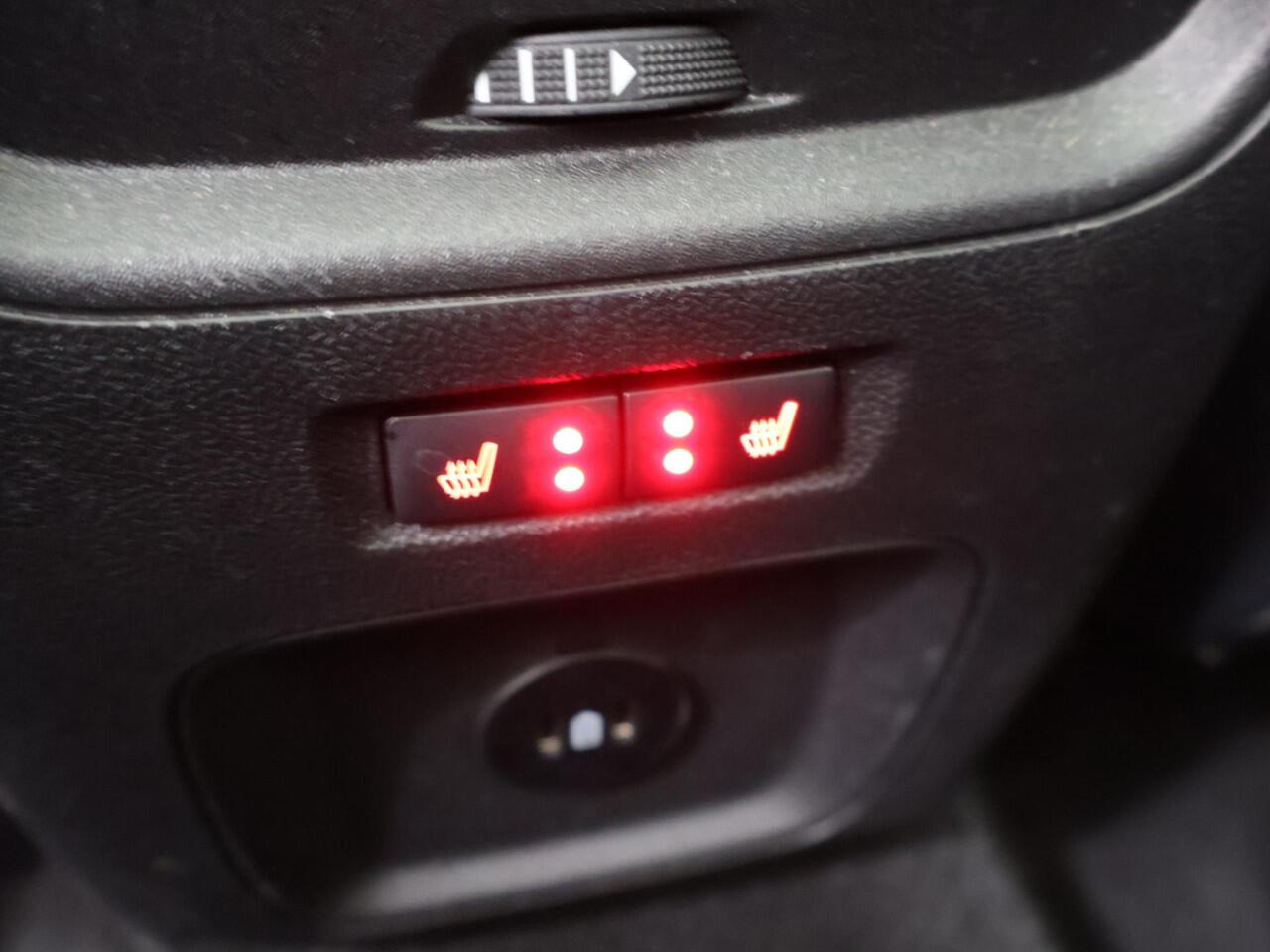 Ford KUGA 2.5 PHEV ST-Line X | Elekt. inklapbare Trekhaak | Panoramadak | Winterpakket | Head Up | Matrix Led | Cruise Control Adaptief |