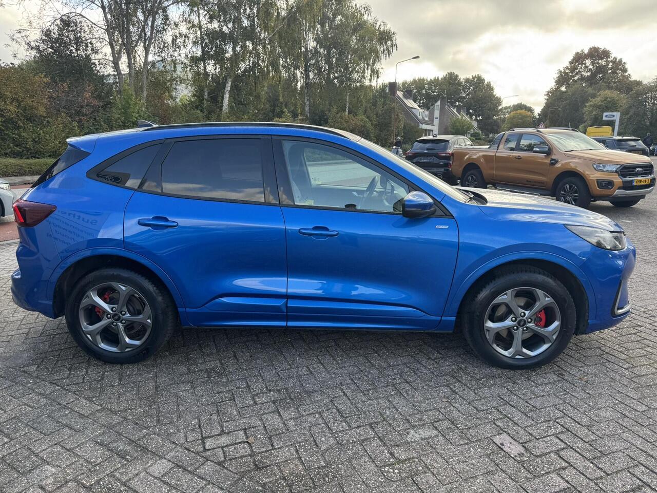 Ford KUGA 2.5 PHEV ST-Line X | SCI | 243pk | Wegklapbare trekhaak | Panoramadak | Winter Pack | Head up Display | All season banden