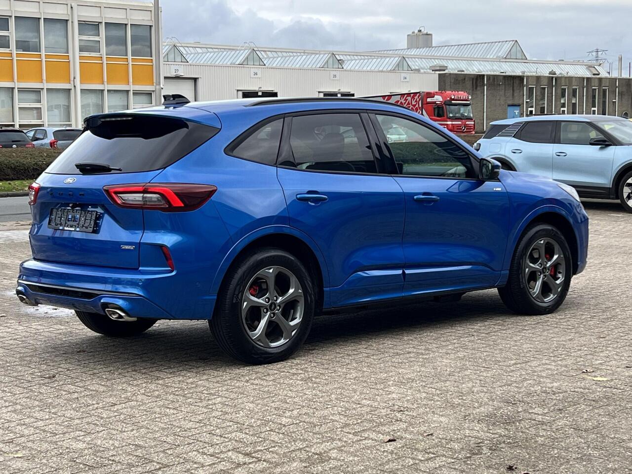Ford KUGA 2.5 PHEV ST-Line X | 243pk | Zuid | Driver Assistance Pack | Winterpack | Wegklapbare Trekhaak | Technology Pack | Dessert Island Blue
