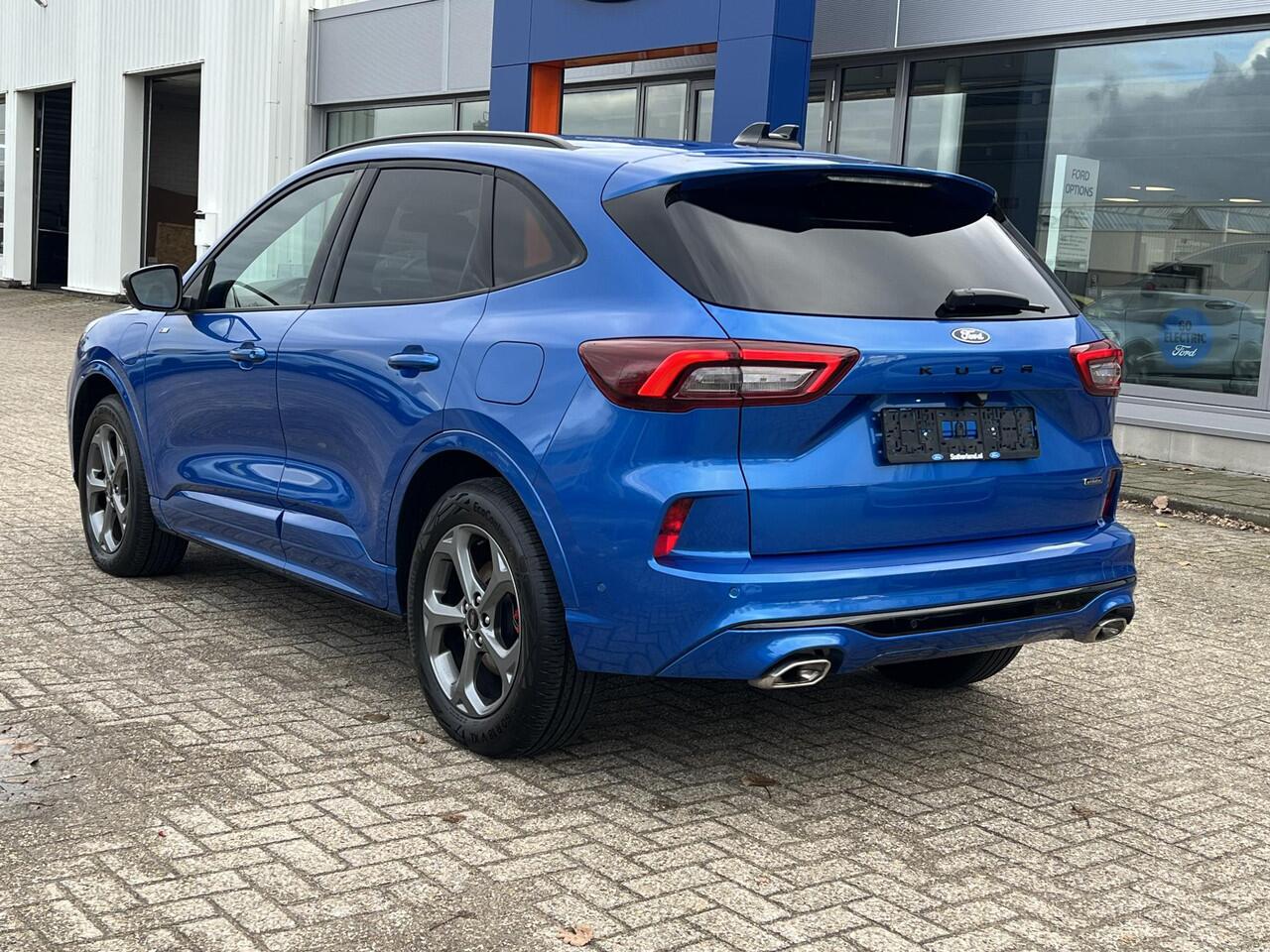 Ford KUGA 2.5 PHEV ST-Line X | 243pk | Zuid | Driver Assistance Pack | Winterpack | Wegklapbare Trekhaak | Technology Pack | Dessert Island Blue