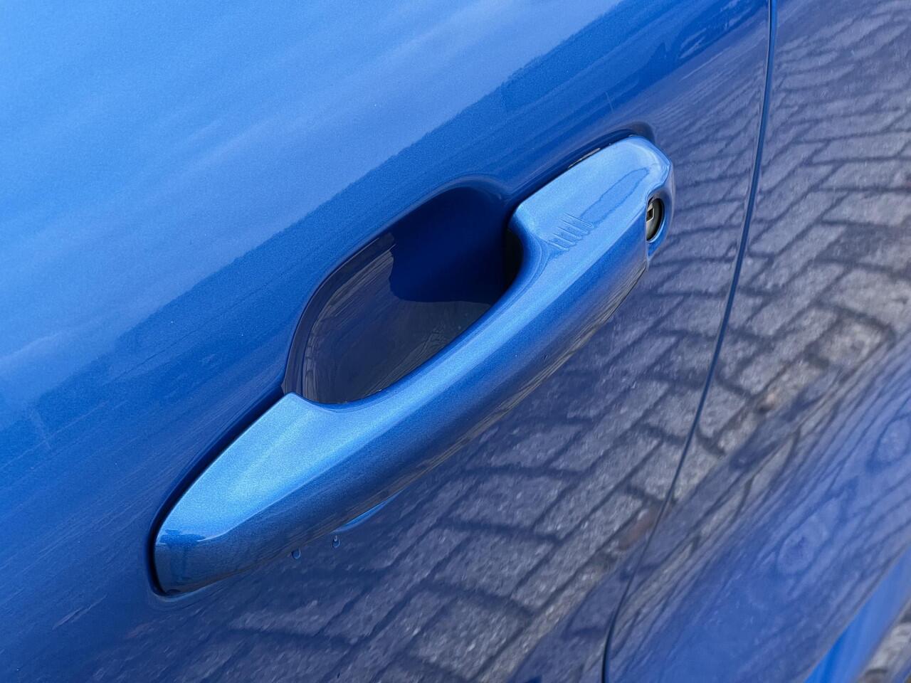 Ford KUGA 2.5 PHEV ST-Line X | 243pk | Zuid | Driver Assistance Pack | Winterpack | Wegklapbare Trekhaak | Technology Pack | Dessert Island Blue