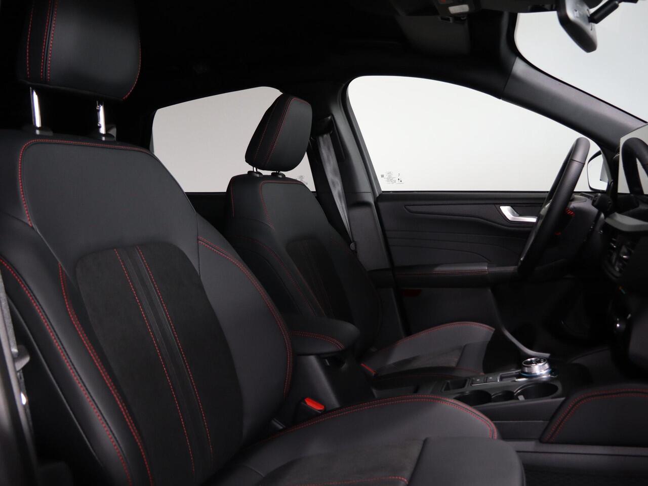 Ford KUGA 2.5 PHEV ST-Line X | Winterpakket | Cruise Control Adaptief | B&O | Naviagtie | Parkeercamera |