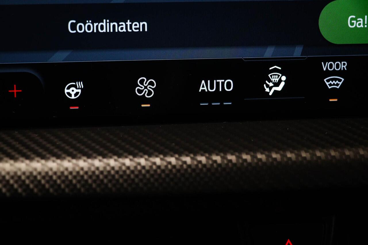 Ford KUGA 2.5 PHEV ST-Line X | PANORAMADAK | HEAD-UP DISPLAY | WINTER / TECHNOLOGY- PACK