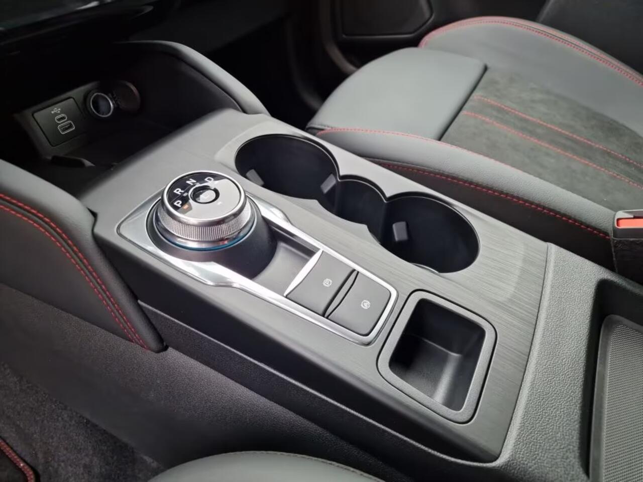 Ford KUGA 2.5 PHEV ST-Line X | Panoramadak