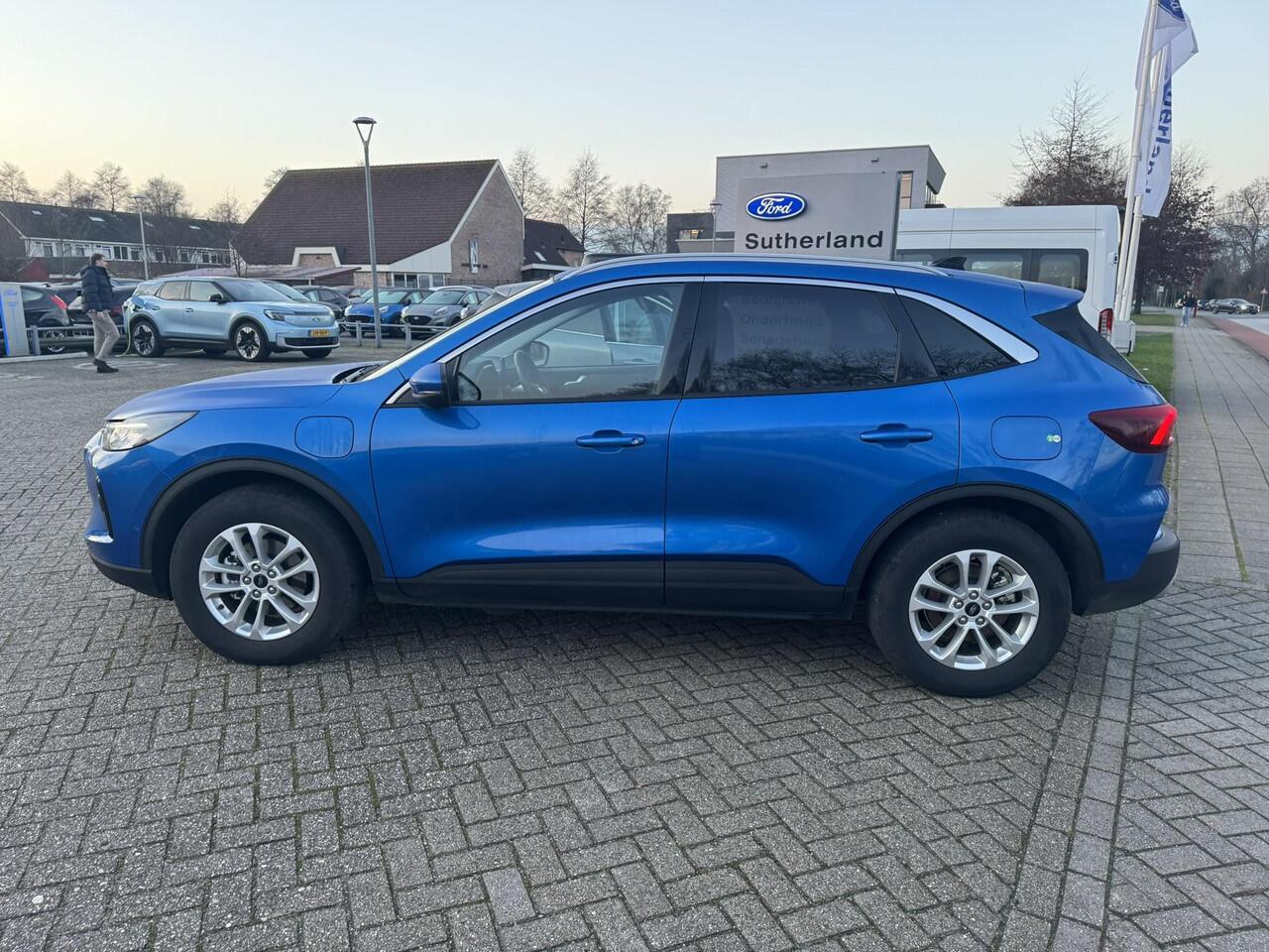 Ford KUGA 2.5 PHEV Titanium 243pk | Orig. NL auto | Adaptive cruise control | Wegklapbare trekhaak | Winter Pack | 2.100kg trekgewicht