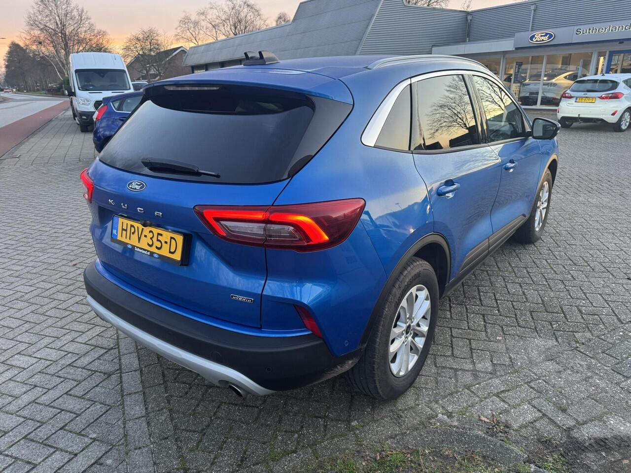 Ford KUGA 2.5 PHEV Titanium 243pk | Orig. NL auto | Adaptive cruise control | Wegklapbare trekhaak | Winter Pack | 2.100kg trekgewicht