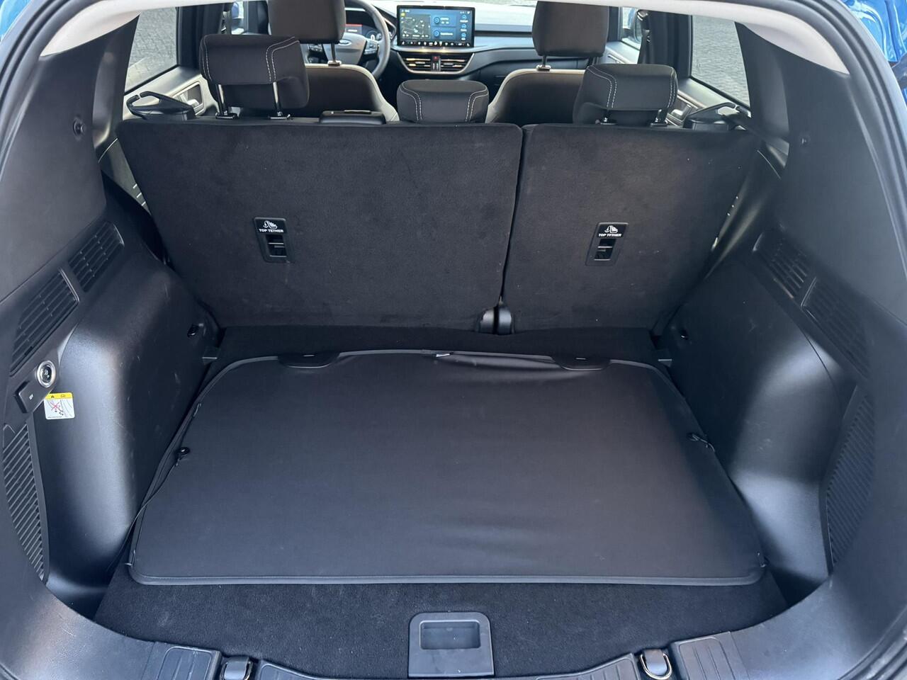 Ford KUGA 2.5 PHEV Titanium 243pk | Orig. NL auto | Adaptive cruise control | Wegklapbare trekhaak | Winter Pack | 2.100kg trekgewicht