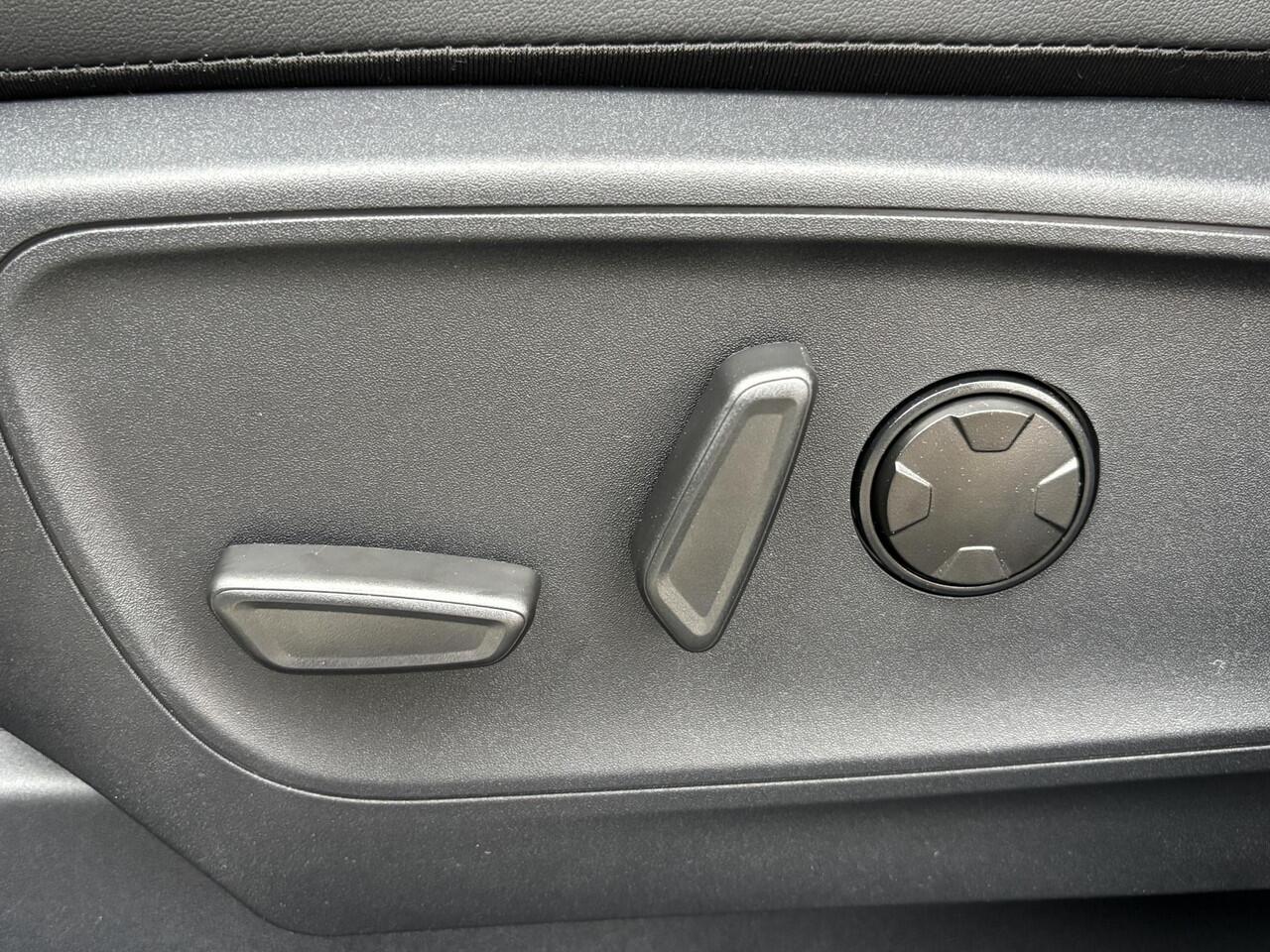 Ford KUGA 2.5 PHEV Sound Edition Direct leverbaar | Actief B&O Premium Sound System| Elekt. inklapbare Trekhaak | Panoramadak |