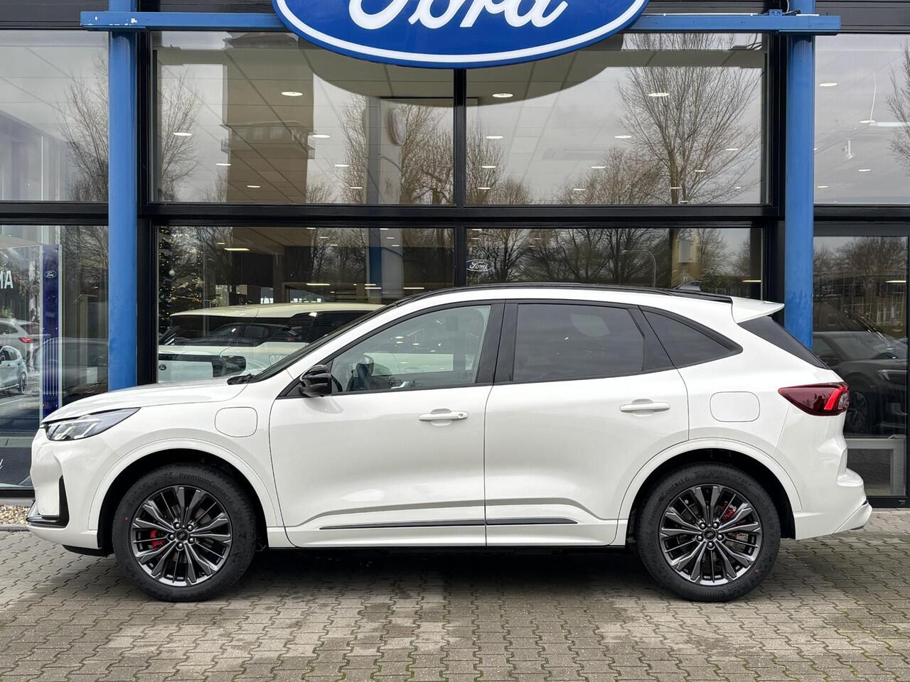 Ford KUGA 2.5 PHEV Sound Edition Direct leverbaar | Actief B&O Premium Sound System| Elekt. inklapbare Trekhaak | Panoramadak |