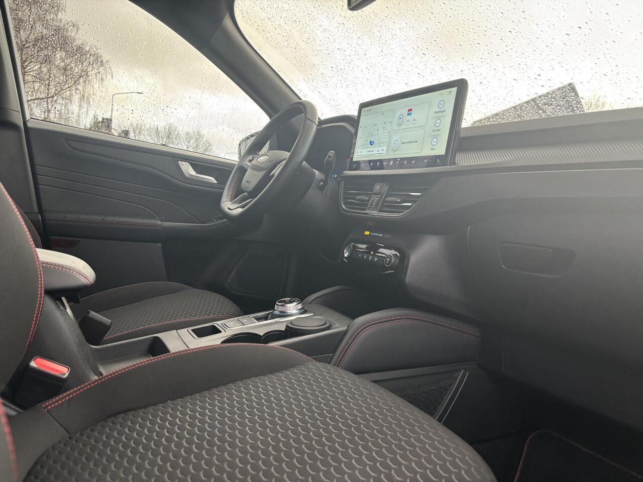 Ford KUGA 2.5 FHEV ST-Line |SCI| 190pk | Winterpack | Achteruitrijcamera | SYNC 4 Navigatie | All Weatherbanden | Geen stekker nodig