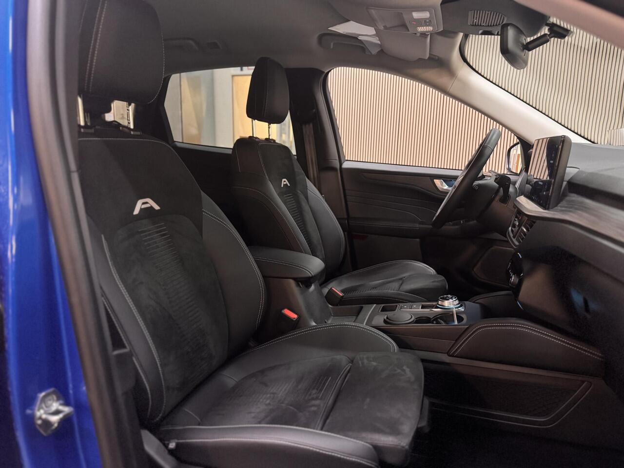 Ford KUGA PHEV 243pk Active X Trekhaak Winter Techno Parking pack Head Up Display 19" LM Fabrieksgarantie