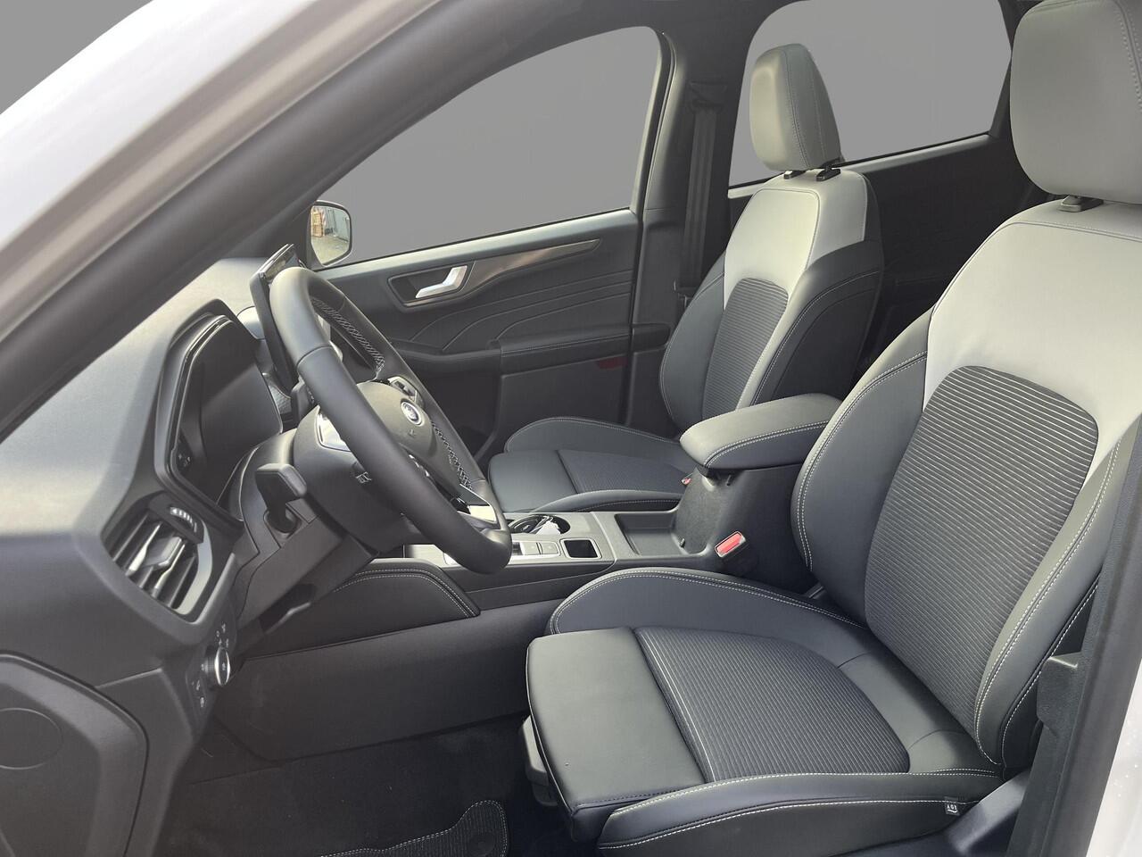 Ford KUGA 2.5 PHEV Sound Edition | Panoramadak | Electrische Trekhaak | Stoel,- Stuur- en Voorruitverwarming |