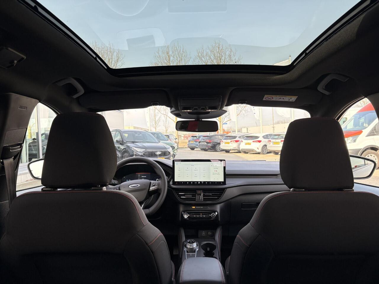 Ford KUGA 2.5 PHEV ST-Line | Orig. NL Auto | Panoramadak | Winter Pack | Head up Display | Adaptive LED