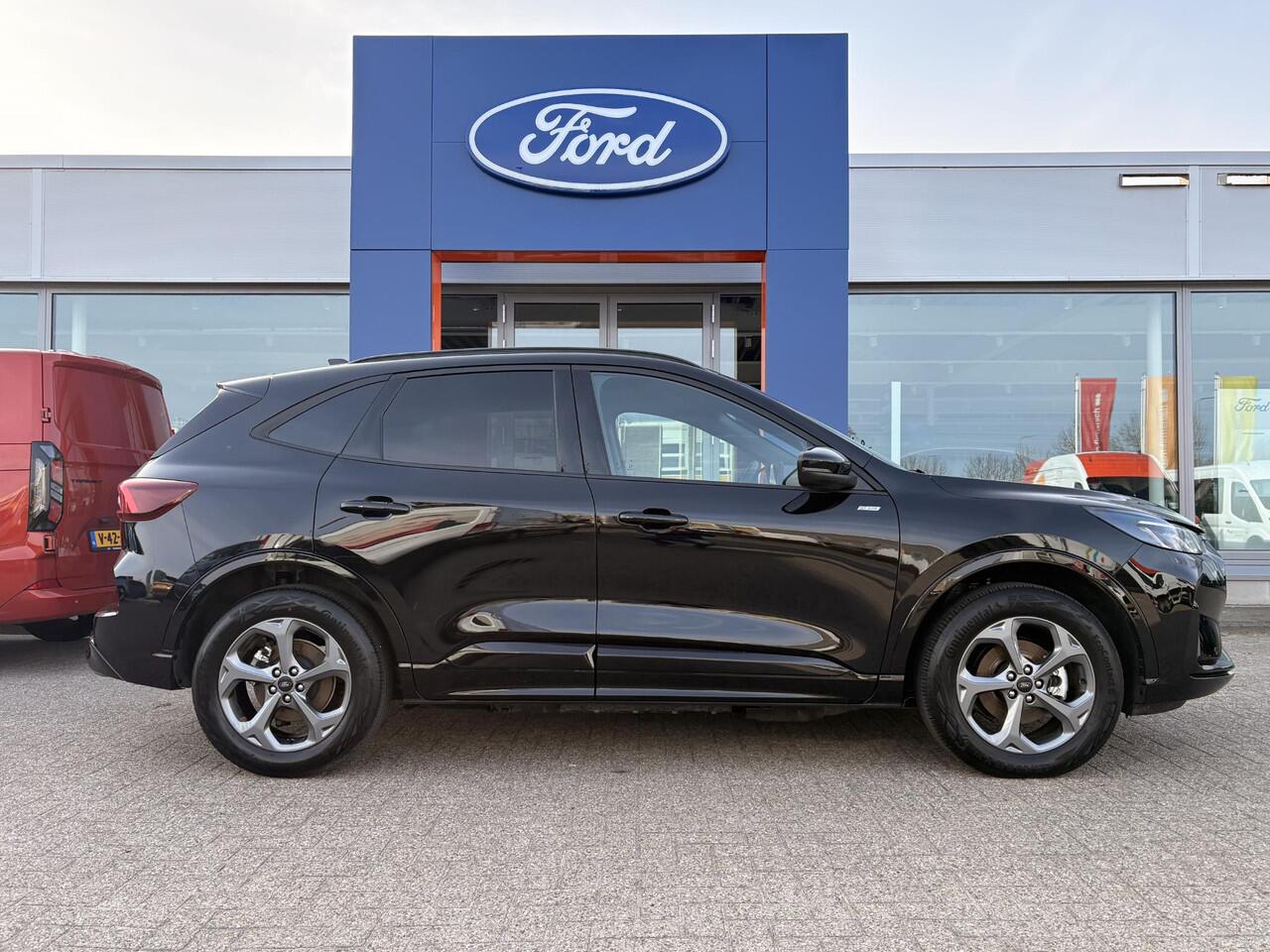 Ford KUGA 2.5 PHEV ST-Line | Orig. NL Auto | Panoramadak | Winter Pack | Head up Display | Adaptive LED