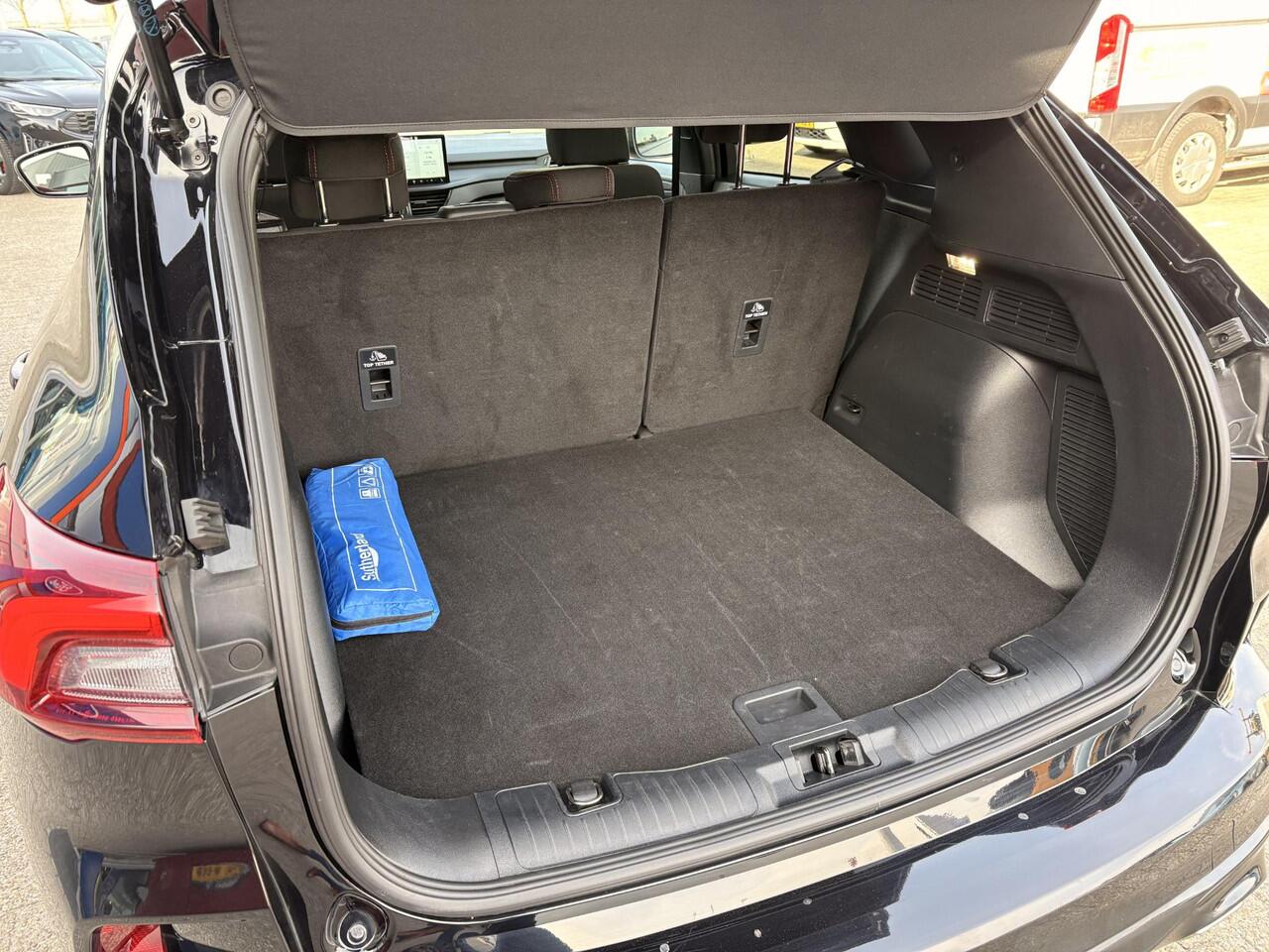 Ford KUGA 2.5 PHEV ST-Line | Orig. NL Auto | Panoramadak | Winter Pack | Head up Display | Adaptive LED