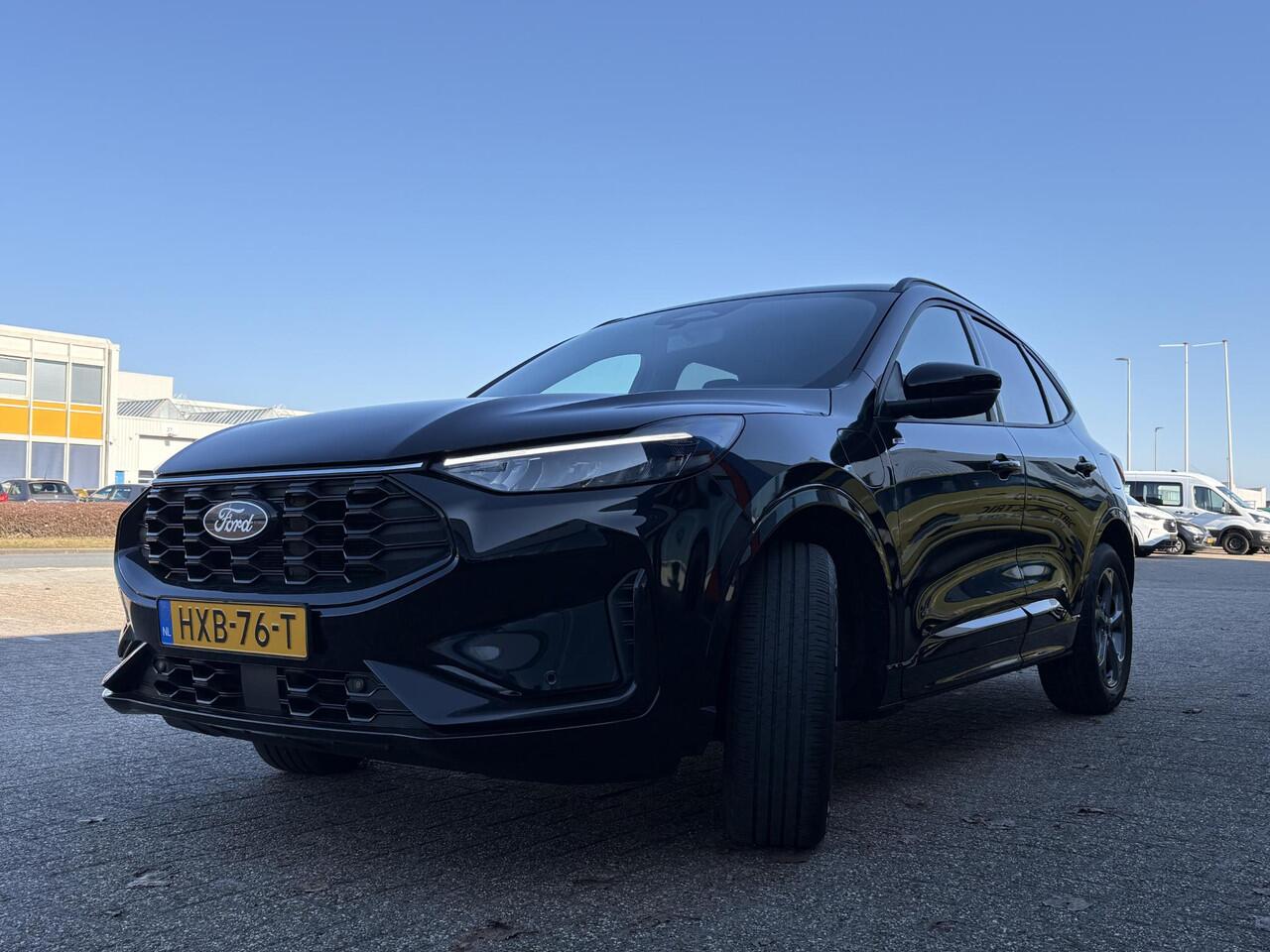 Ford KUGA 2.5 PHEV ST-Line | Orig. NL Auto | Nieuw model! | Wegklapbare trekhaak (elektrisch bedienbaar) | Winter Pack