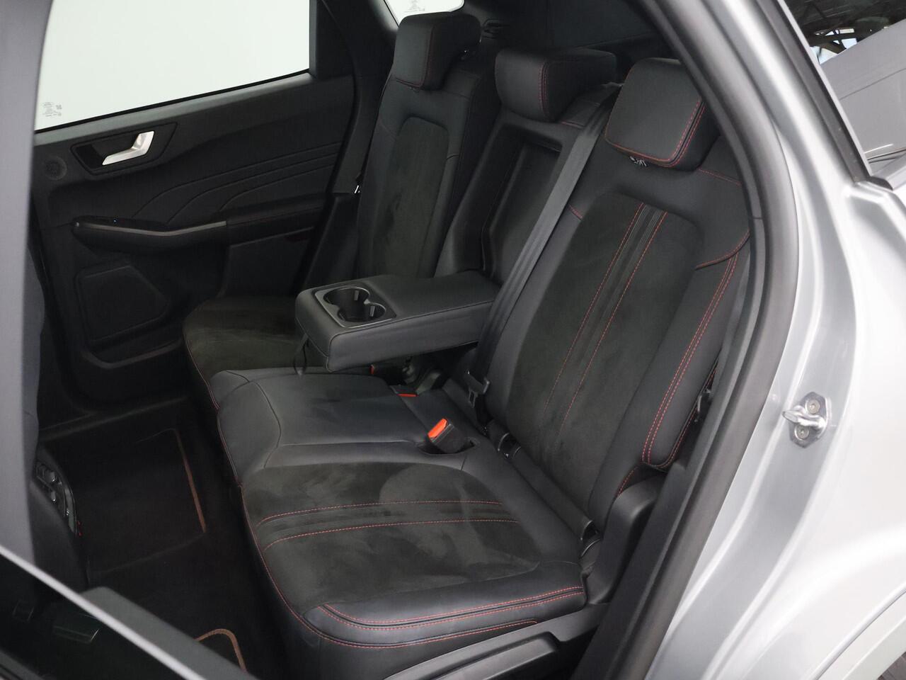 Ford KUGA 2.5 PHEV ST-Line X | Elekt. inklapbare Trekhaak | Panoramadak | Winterpakket | Head Up | Matrix Led | Cruise Control Adaptief |