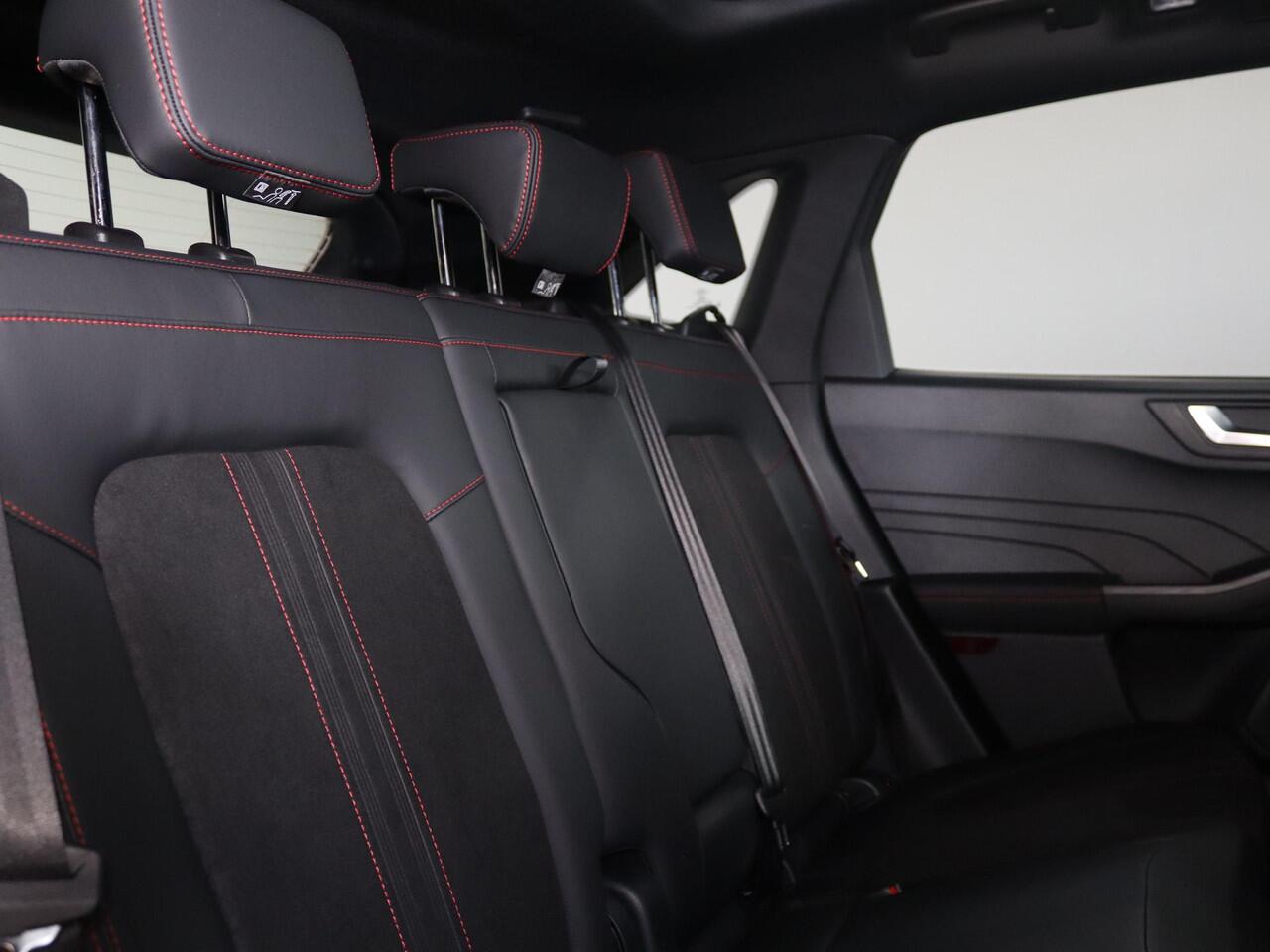 Ford KUGA 2.5 PHEV ST-Line X