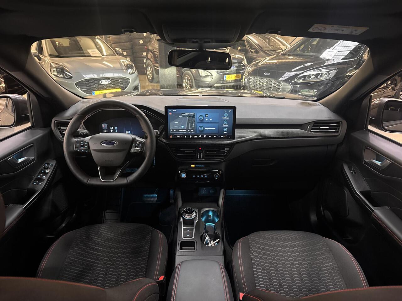 Ford KUGA 2.5 PHEV 243pk ST-Line Panoramadak Winter pack Navi Camera Privacy Glass Fabrieksgarantie tot 3-6-2027