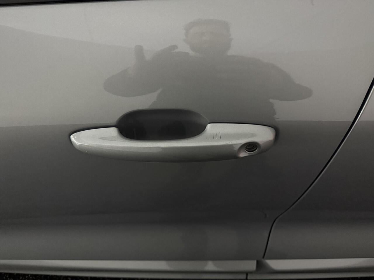 Ford KUGA 2.5 PHEV ST-Line X 243 PK | Electrische Trekhaak Winterpack | Matrix LED Koplampen | AGR Voorstoelen