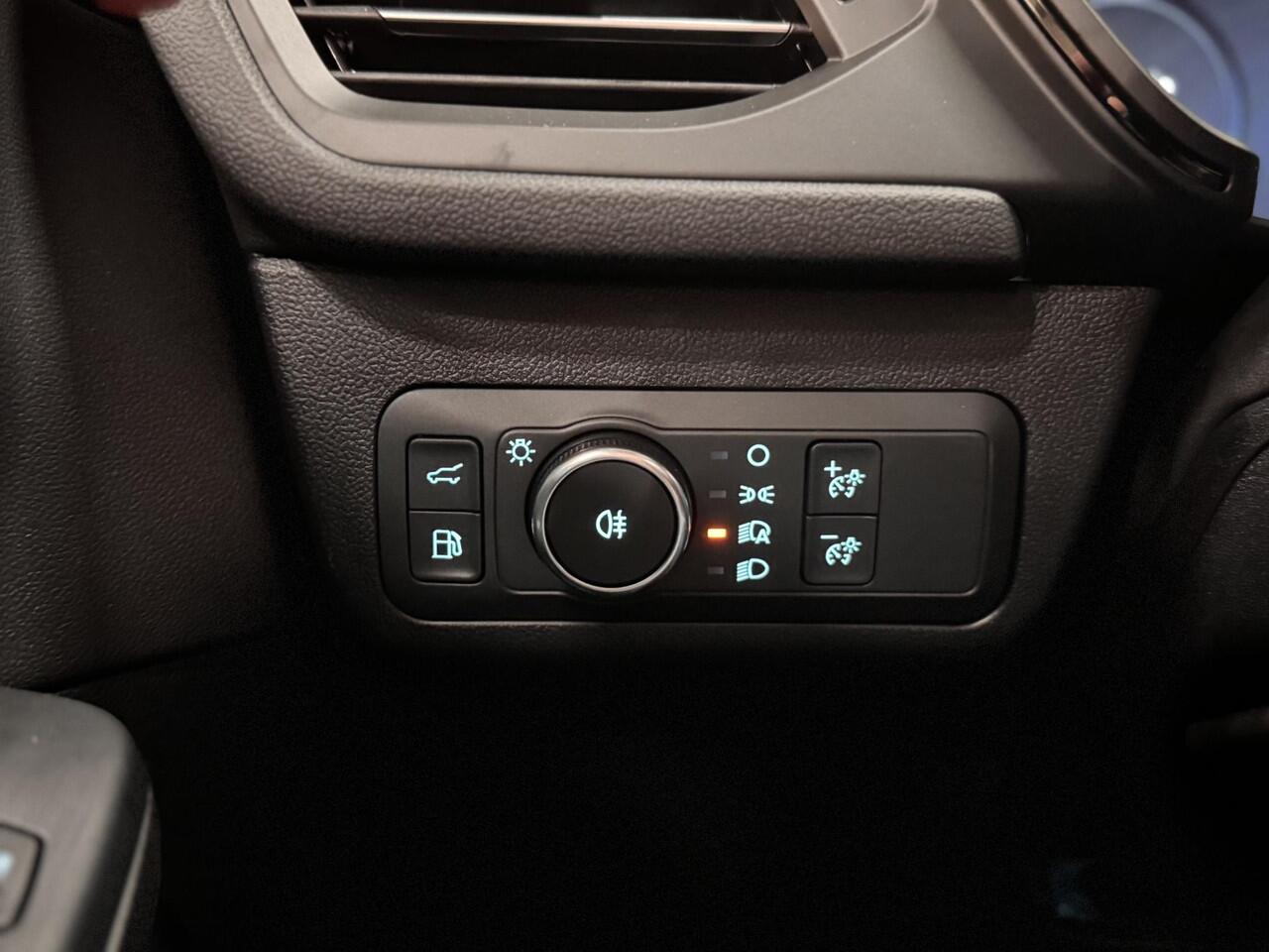 Ford KUGA 2.5 PHEV 243pk ST-Line X Trekhaak Winter Techno pack AGR Stoelen HUD Fabrieksgarantie 18-6-2027