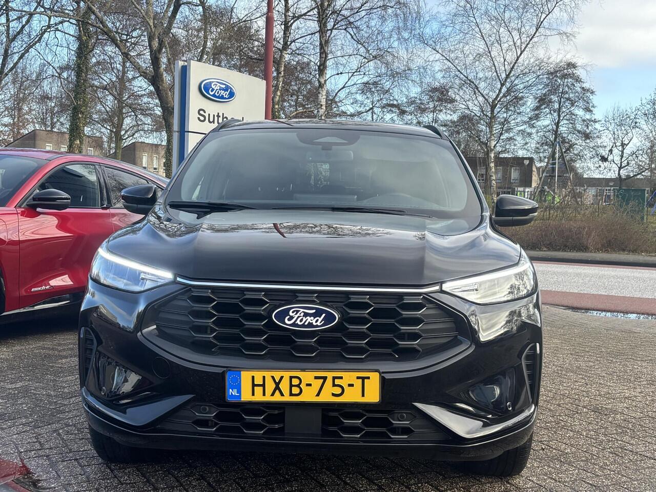 Ford KUGA 2.5 PHEV ST-Line | SCI | Orig. NL Auto | Wegklapbare trekhaak (elektrisch bedienbaar) | Winter Pack | Agate Black (Premium Metallic)