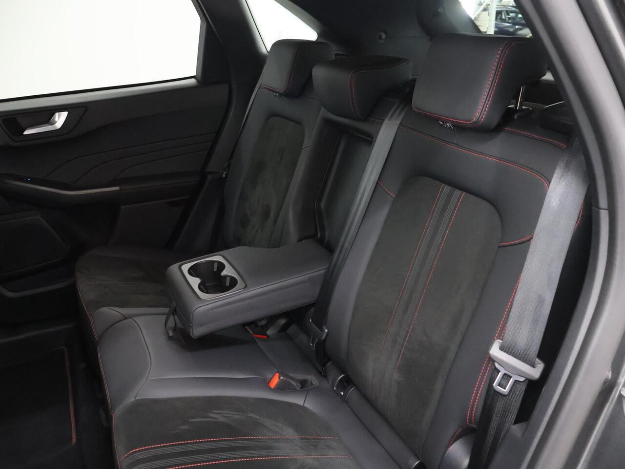 Ford KUGA 2.5 PHEV ST-Line X | Elekt. inklapbare Trekhaak | Winterpakket | Head Up | Matrix Led | Cruise Control Adaptief |