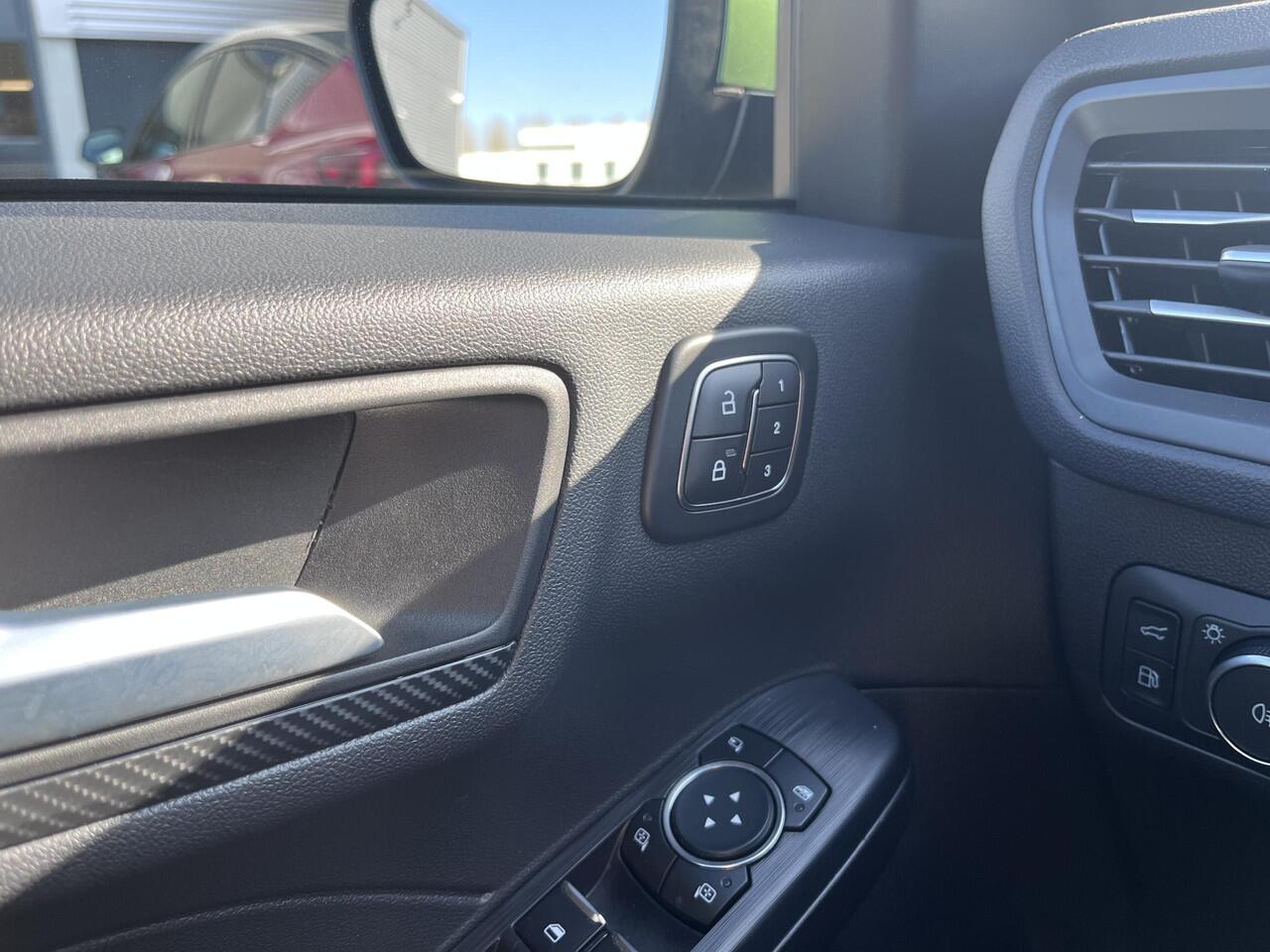 Ford KUGA 2.5 PHEV ST-Line X Zuid | Orig. NL Auto | Wegklapbare trekhaak | Winter Pack | AGR-stoelen | Bang&Olufsen | Elektrsiche achterklep | Adaptive Cruise control