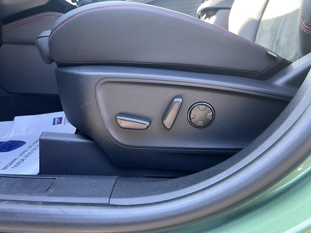 Ford KUGA 2.5 PHEV ST-Line X Zuid | Orig. NL Auto | Wegklapbare trekhaak | Winter Pack | AGR-stoelen | Bang&Olufsen | Elektrsiche achterklep | Adaptive Cruise control