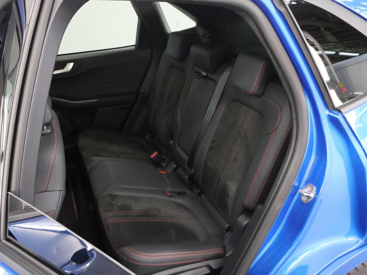 Ford KUGA 2.5 PHEV ST-Line X | Elekt. inklapbare Trekhaak | Panoramadak | Winterpakket | Head Up | Matrix Led | Cruise Control Adaptief |
