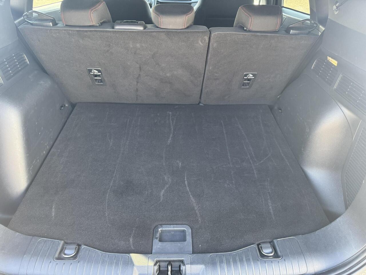 Ford KUGA 2.5 FHEV ST-Line | SCI | 190pk | Winterpack | Achteruitrijcamera | SYNC 4 Navigatie | All Weatherbanden | Geen stekker nodig
