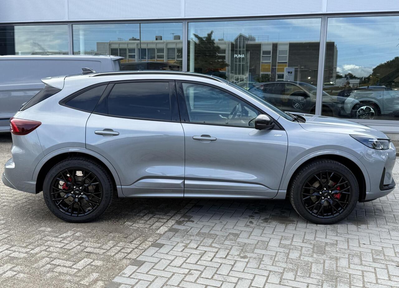 Ford KUGA 2.5 PHEV ST-Line X SCI | 243pk | Driver Assistance pack | Matrix LED | Black Package | Wegklapbare Trekhaak | Panoramadak | Winterpack | 2.100kg Trekgewicht