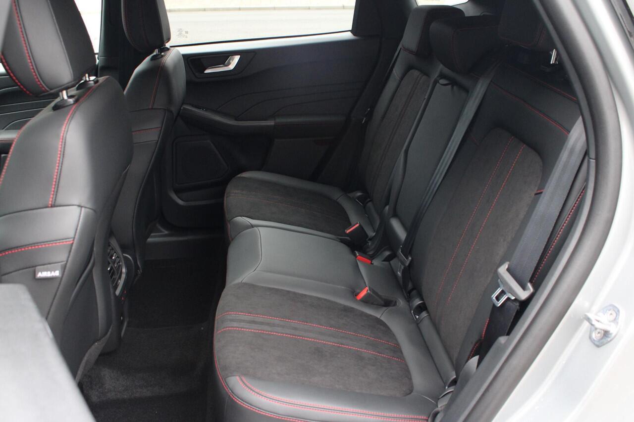 Ford KUGA 2.5 PHEV ST-Line X 243pk | Driver Assistance pack | Wegklapbare Trekhaak | Winterpack | Panorama dak | 19 inch velgen | Technology Pack | Solar Silver |