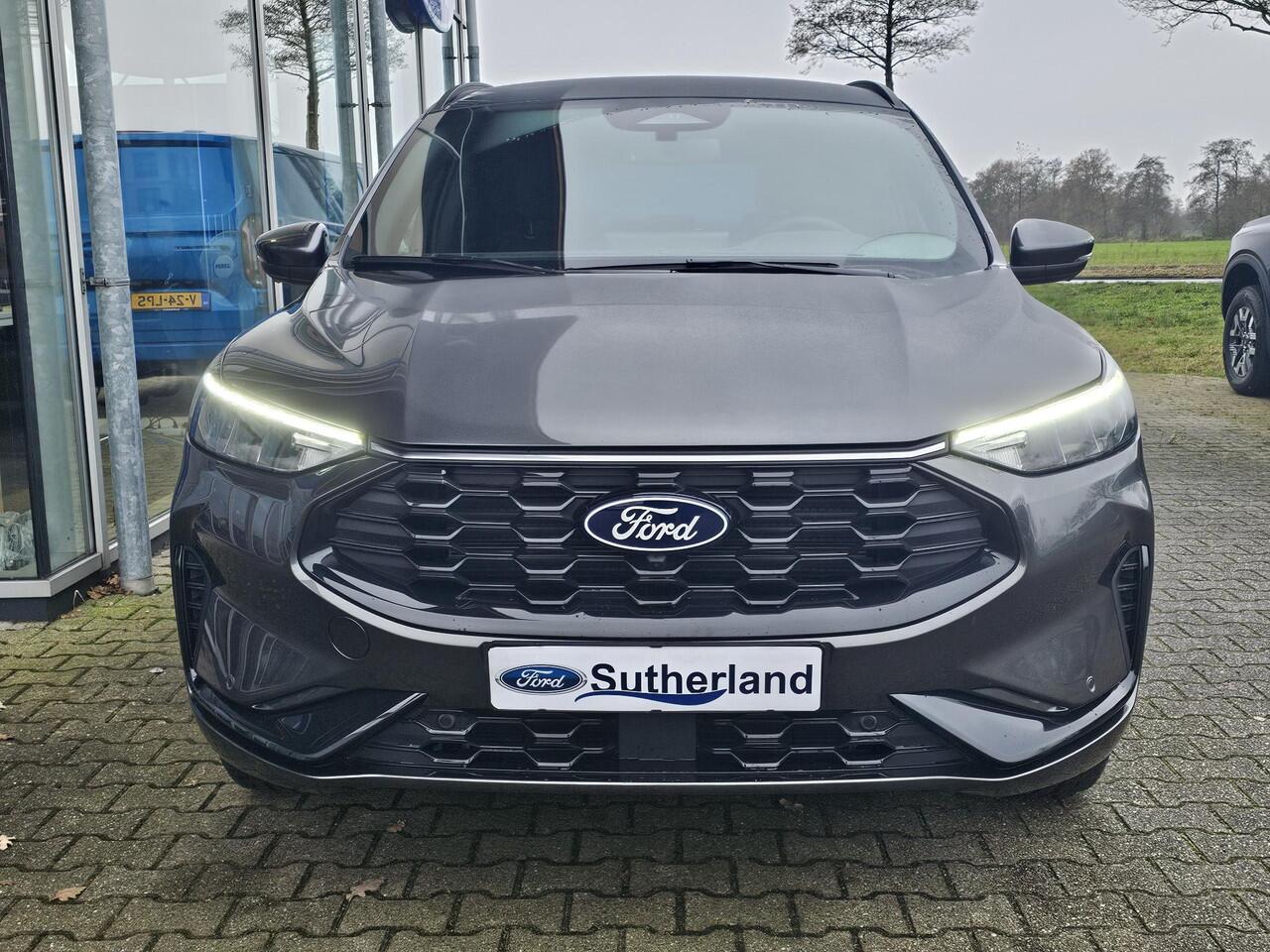 Ford KUGA 2.5 PHEV ST-Line 243 pk | Driver Assistance Pack | Wegklapbare trekhaak | 2.100 kg trekgewicht! | Winterpakket | 19 inch Licht metalen Velgen