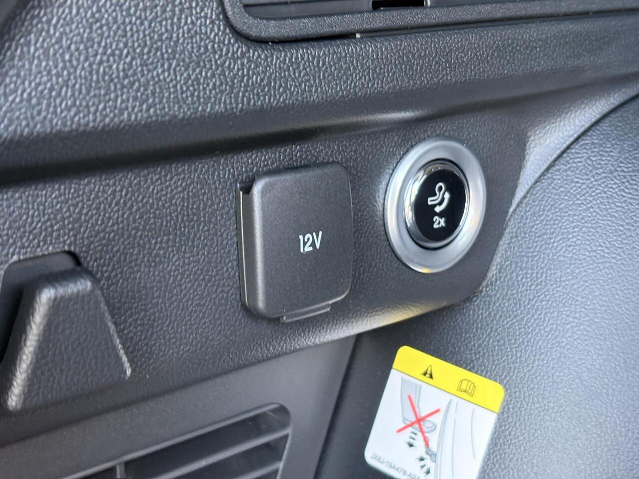 Ford KUGA 2.5 PHEV Titanium 243pk | Driver Assistance Pack | Winterpack | Wegklapbare Trekhaak | 18 inch Licht metalen velgen