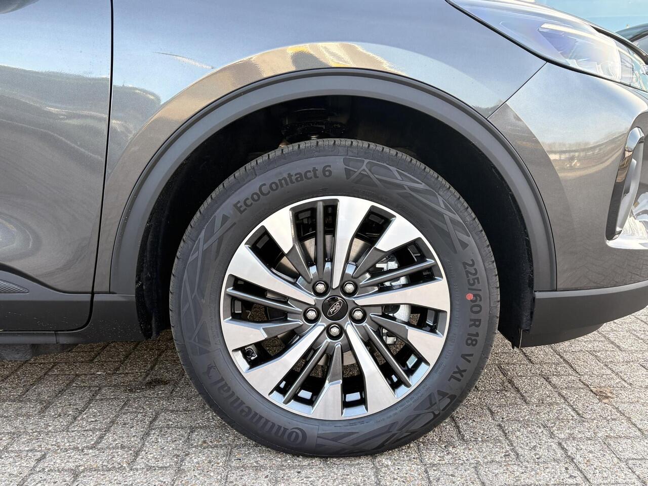 Ford KUGA 2.5 PHEV Titanium 243pk | Driver Assistance Pack | Winterpack | Wegklapbare Trekhaak | 18 inch Licht metalen velgen