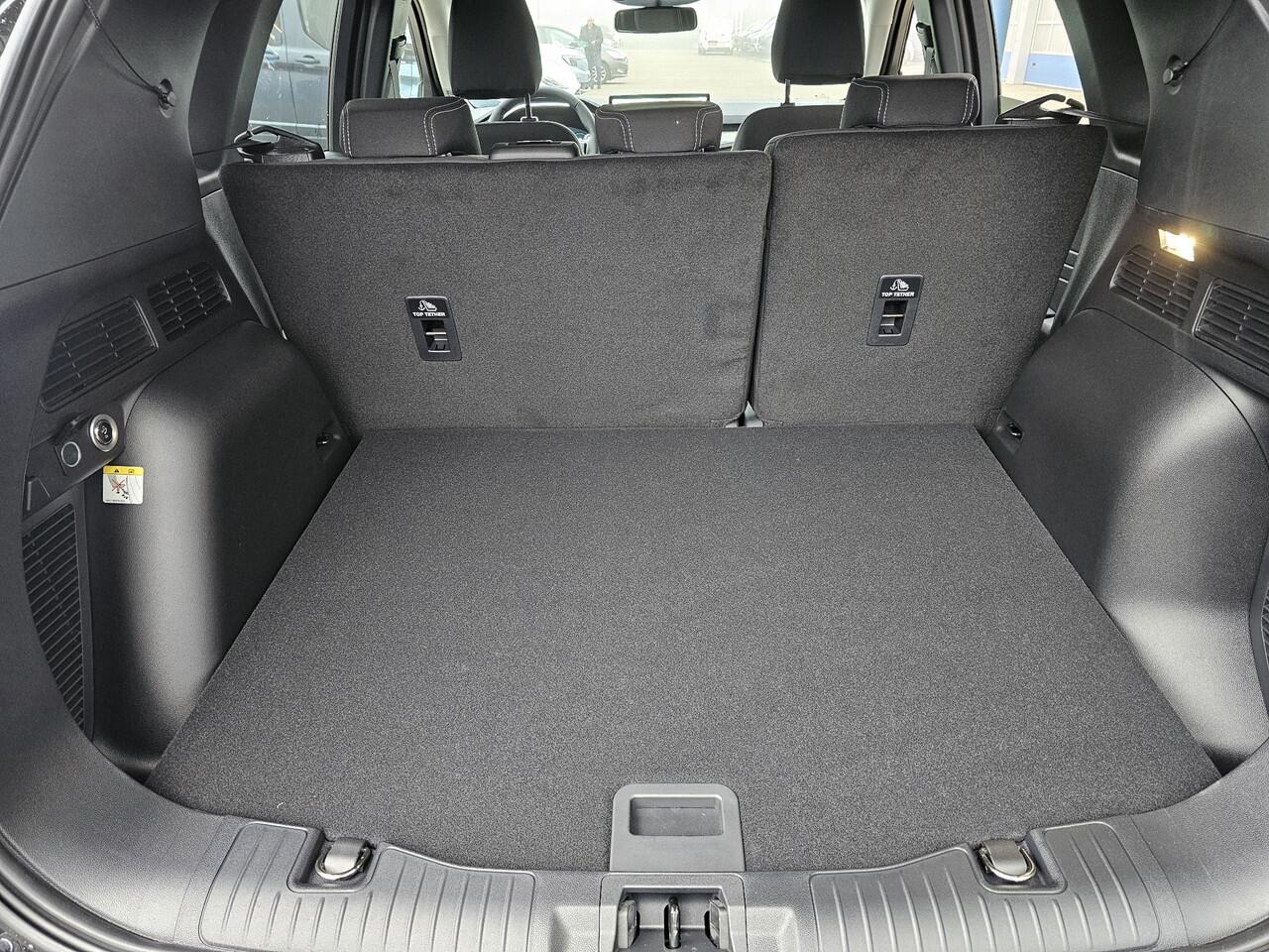 Ford KUGA 2.5 PHEV Titanium 243pk | Driver Assistance Pack | Winterpack | Wegklapbare Trekhaak | 18 inch Licht metalen velgen