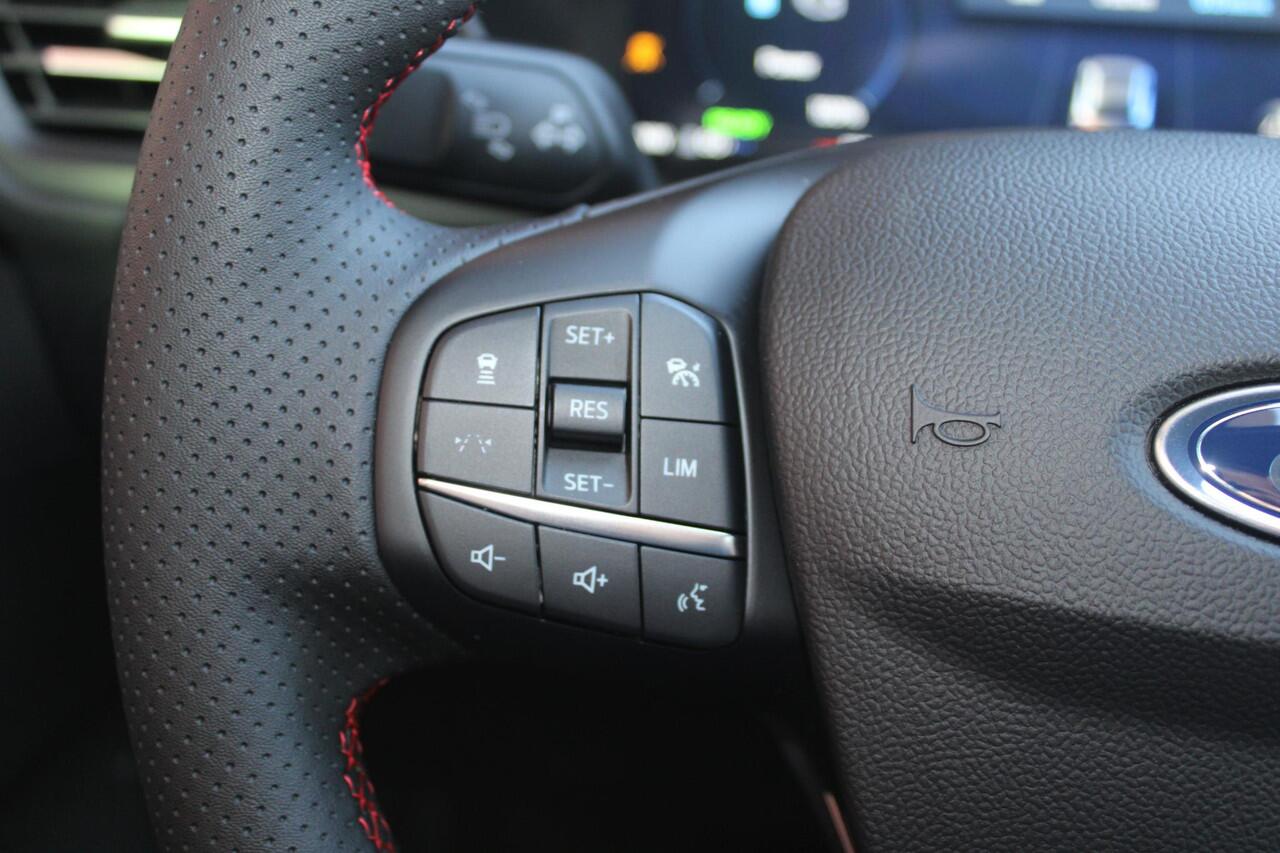 Ford KUGA 2.5 PHEV ST-Line 243pk | Driver Assistance Pack | Winterpack | Trekhaak Wegklapbaar | All Season banden | 2.100kg Trekgewicht