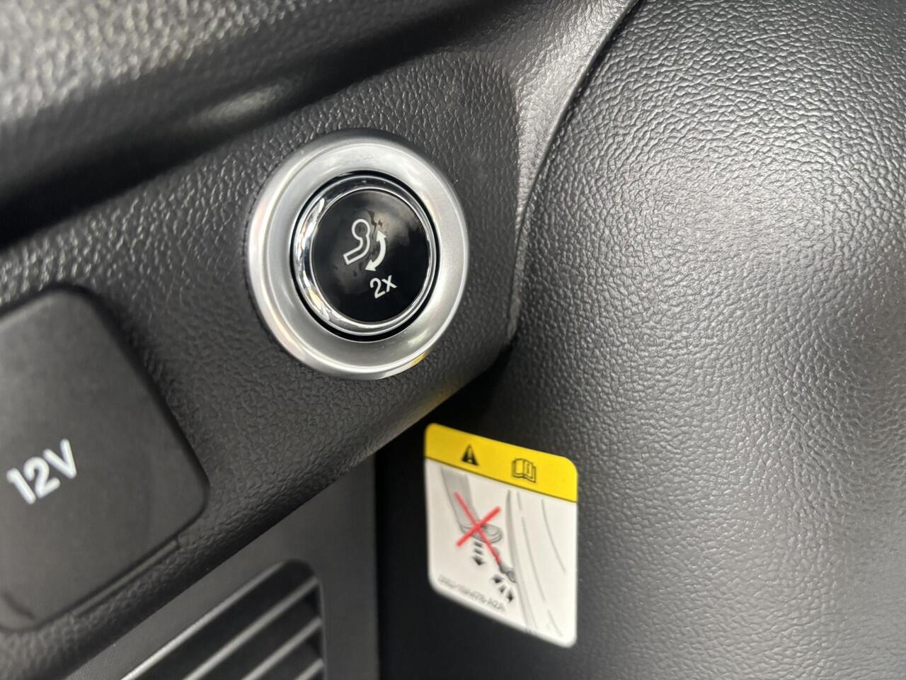 Ford KUGA 2.5 PHEV Sound Edition | SCI | 243pk | Ford Voorraad | Panorama Dak | 20 inch Lichtmetaal | Winterpack | Matrix LED | Driver Assistance Pack