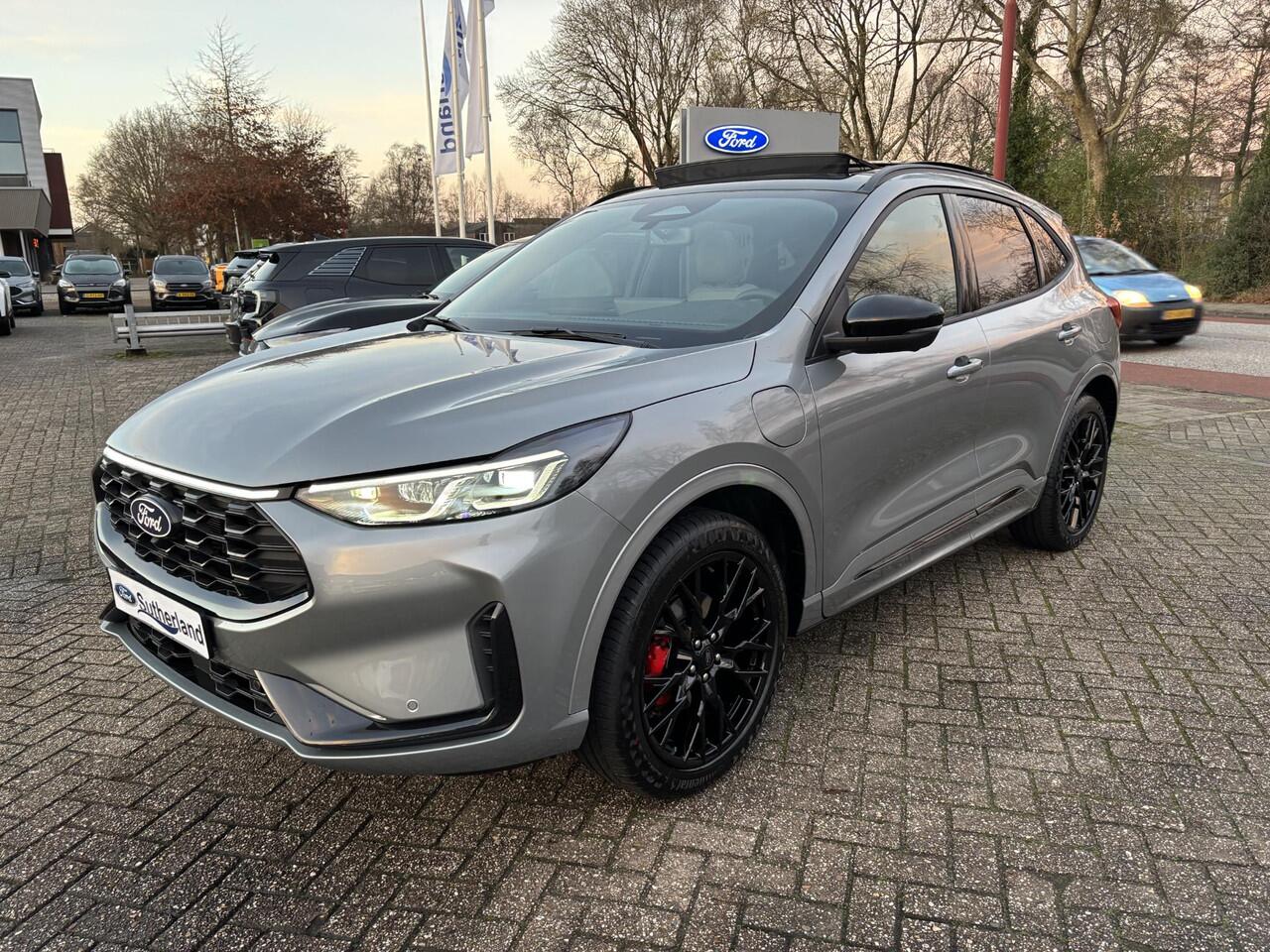 Ford KUGA 2.5 PHEV Sound Edition | SCI | 243pk | Ford Voorraad | Panorama Dak | 20 inch Lichtmetaal | Winterpack | Matrix LED | Driver Assistance Pack