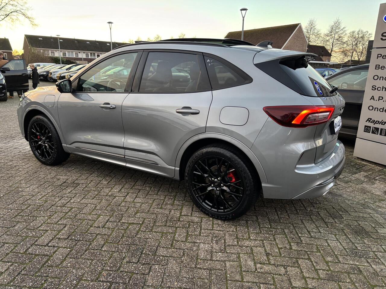 Ford KUGA 2.5 PHEV Sound Edition | SCI | 243pk | Ford Voorraad | Panorama Dak | 20 inch Lichtmetaal | Winterpack | Matrix LED | Driver Assistance Pack