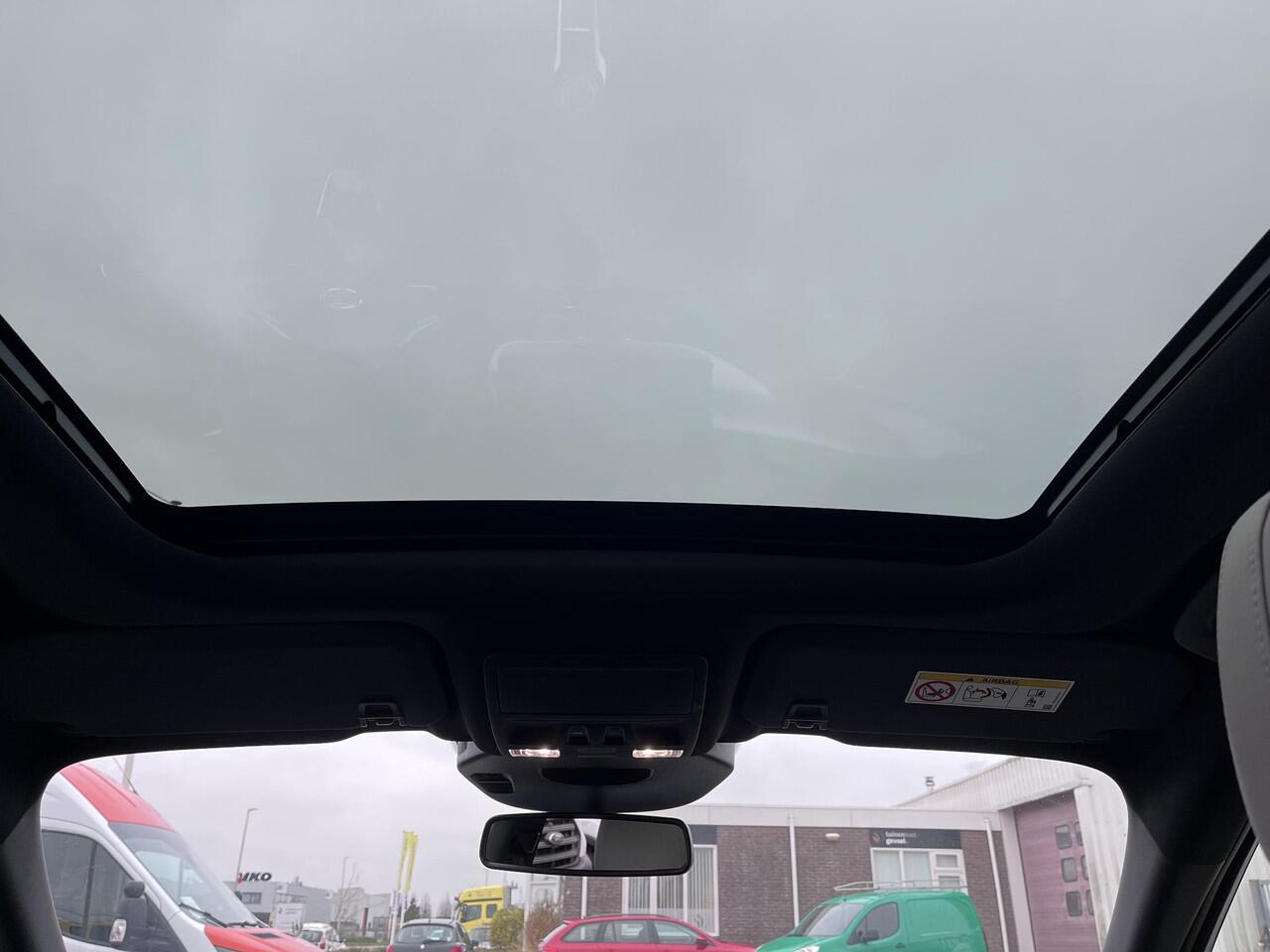 Ford KUGA 2.5 PHEV Sound Edition 243pk | Ford Voorraad | Panorama Dak | 20 inch Lichtmetaal | Winterpack | Matrix LED | Driver Assistance Pack