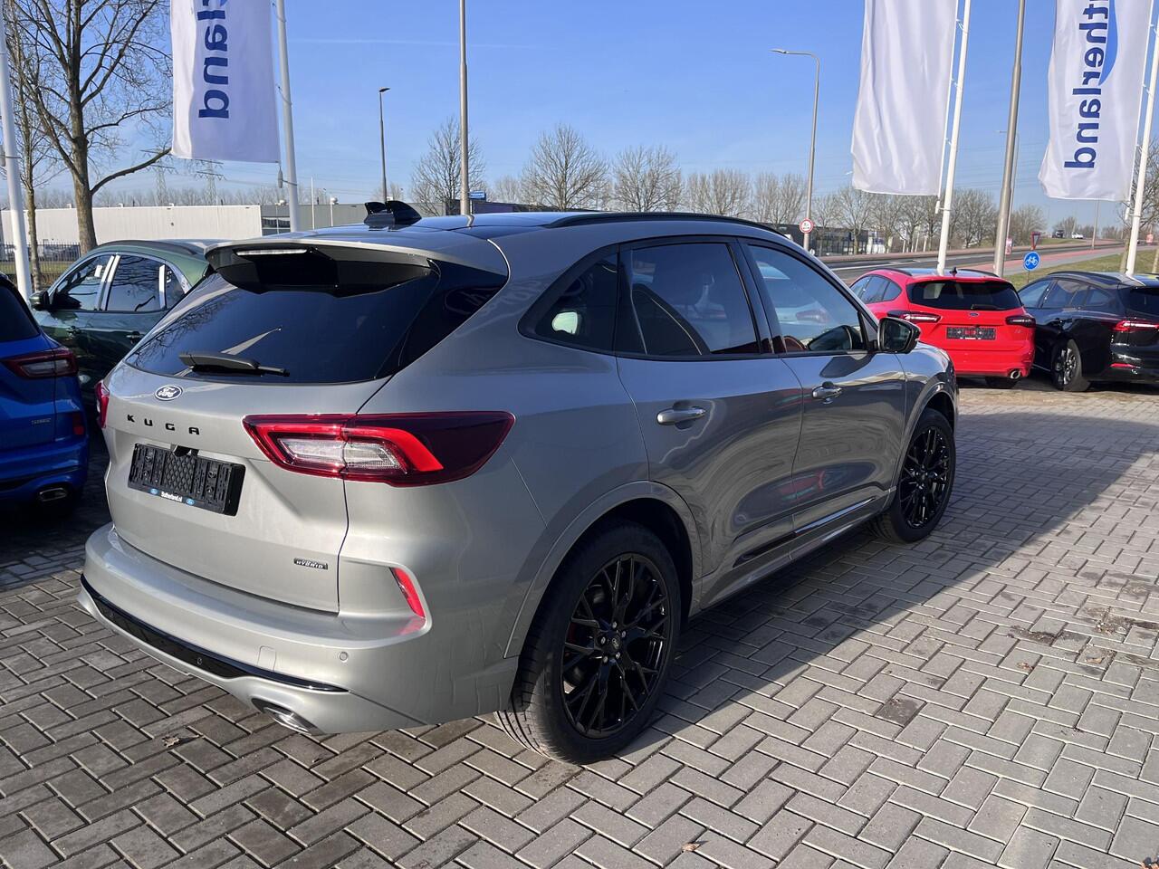 Ford KUGA 2.5 PHEV Sound Edition 243pk | Ford Voorraad | Panorama Dak | 20 inch Lichtmetaal | Winterpack | Matrix LED | Driver Assistance Pack