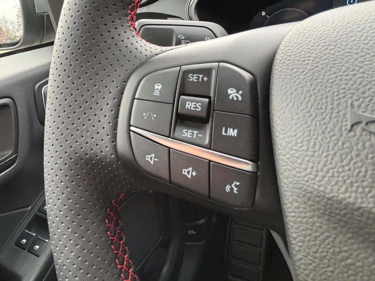 Ford KUGA 2.5 PHEV ST-Line X | SCI | 243pk Adaptieve Cruise | Winterpack | 19 inch | B&O Audio | Elek Achterklep | 2.100kg Trekgewicht