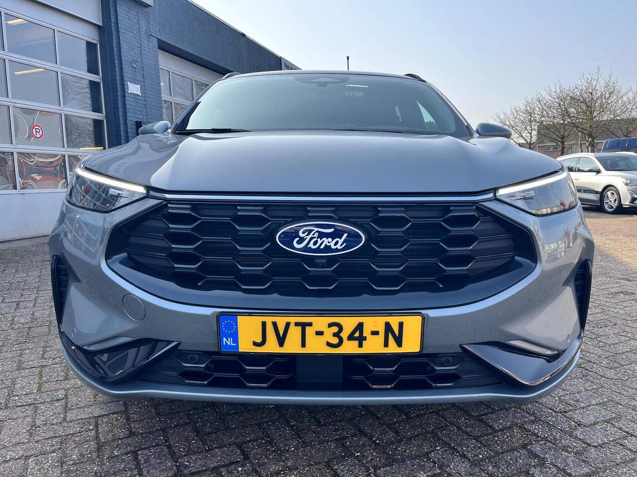 Ford KUGA 2.5 PHEV ST-Line l Panoramadak l Wegklapbare trekhaak l Winterpack l Driver Assistance Pack l