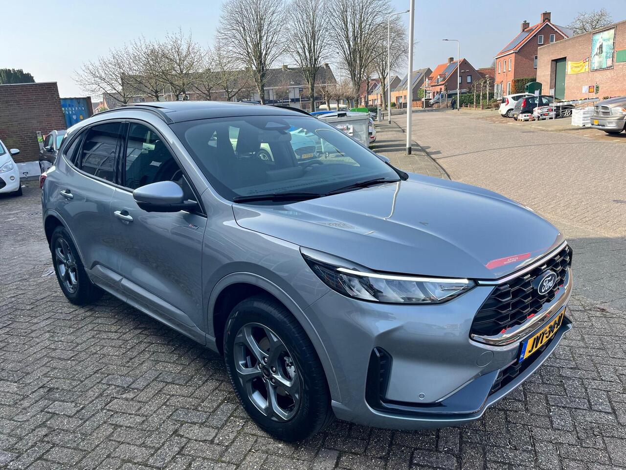 Ford KUGA 2.5 PHEV ST-Line l Panoramadak l Wegklapbare trekhaak l Winterpack l Driver Assistance Pack l
