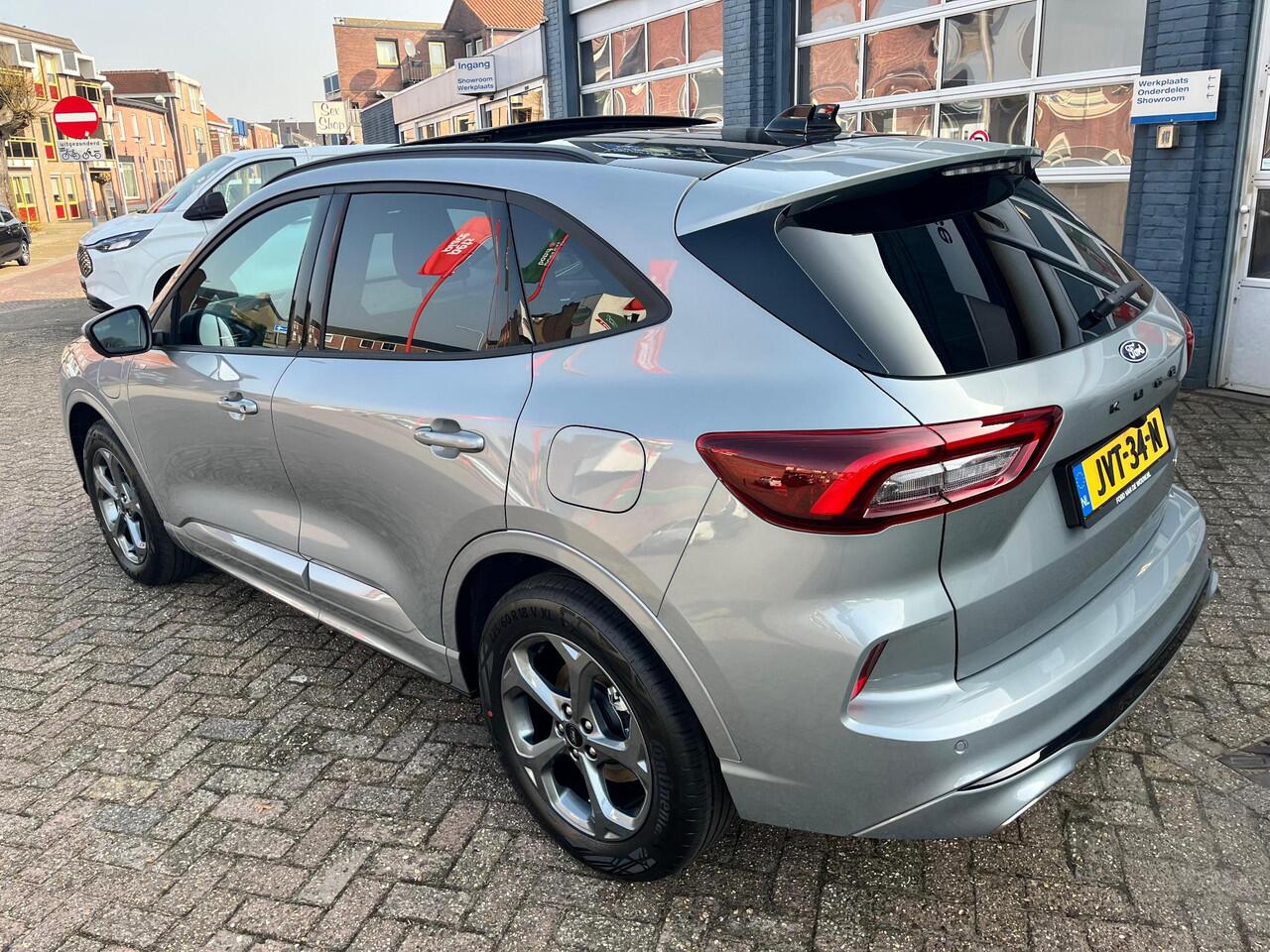 Ford KUGA 2.5 PHEV ST-Line l Panoramadak l Wegklapbare trekhaak l Winterpack l Driver Assistance Pack l