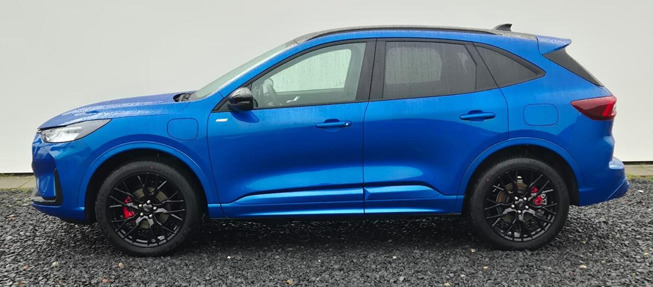 Ford KUGA 2.5 PHEV ST-Line X 2026 - Black Pack - Winter Pack - Panorama Dak - AGR Stoelen - Head Up - 360 Camera - Privacy Glas -