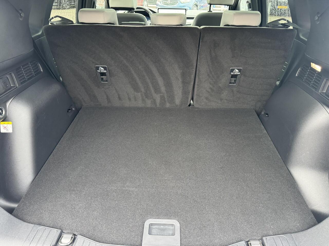 Ford KUGA 2.5 PHEV Sound Edition | SCI | 243pk | Winterpack | Wegklapbare Trekhaak | Adaptieve Cruise | AGR stoelen | Panorama dak | Memory Seats | BLIS | 2.100kg Trekgewicht